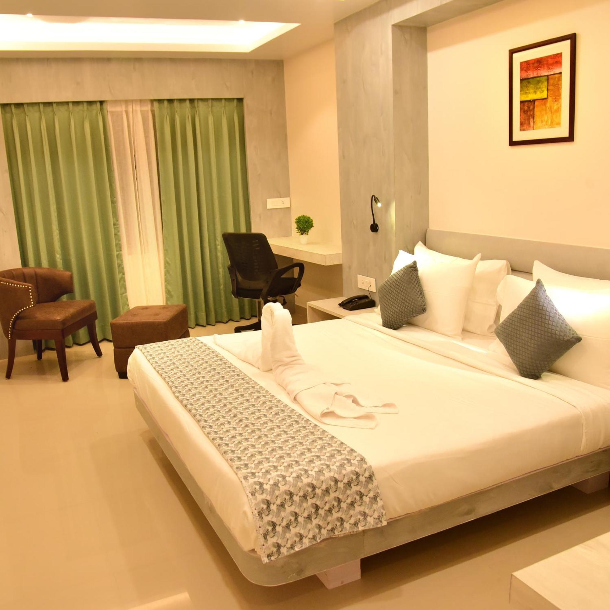 Hotel Rishiraj, Nagaon Nagaon  Kültér fotó